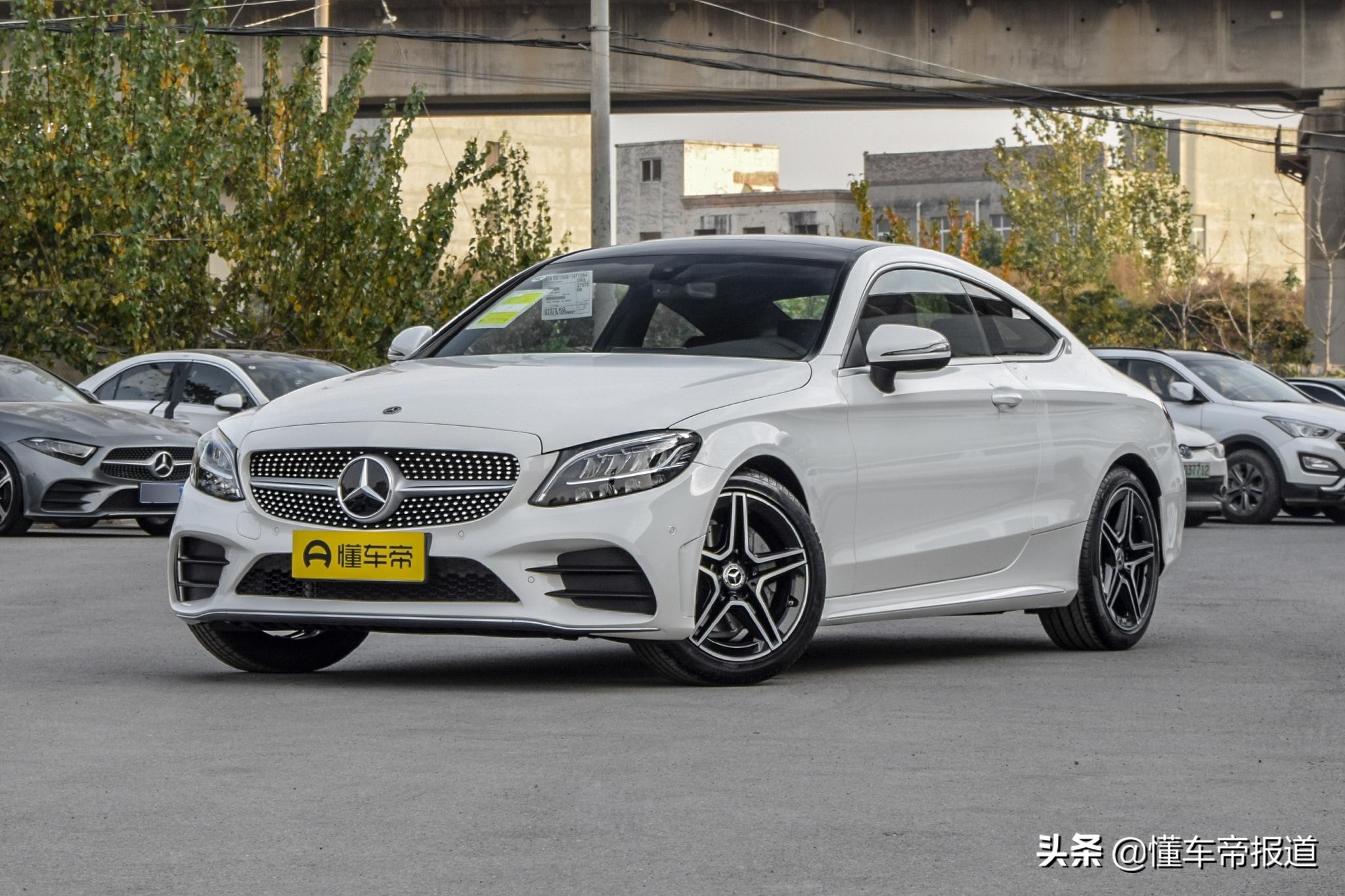 奧迪a5敞篷車報價（新車 - 與保時捷冰莓粉孰美？奧迪A5敞篷增水韻粉車漆！約50萬元起）