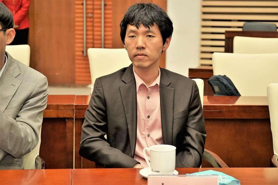 李昌镐的运动生涯("石佛"李昌镐,巅峰时期的无解控盘,称霸一个时代的