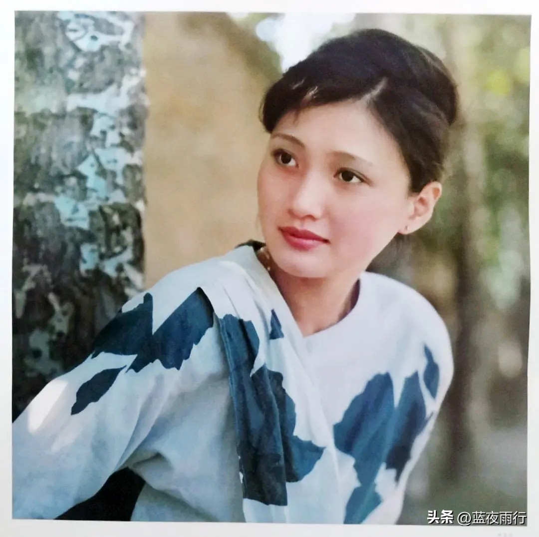回眸一笑百媚生,最美杨贵妃——林芳兵