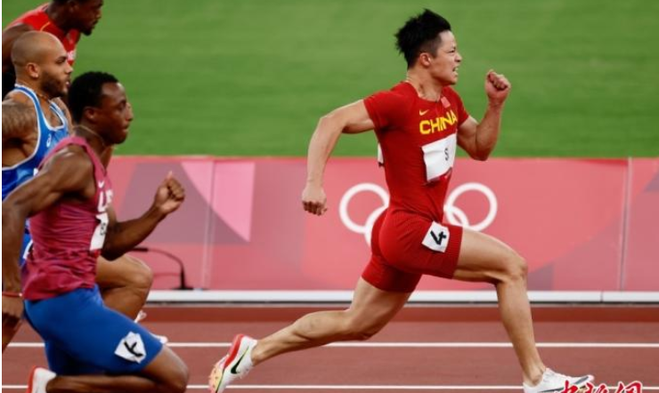 2021《感动中国》十大楷模人物：每一位都值得尊敬，最大者100岁