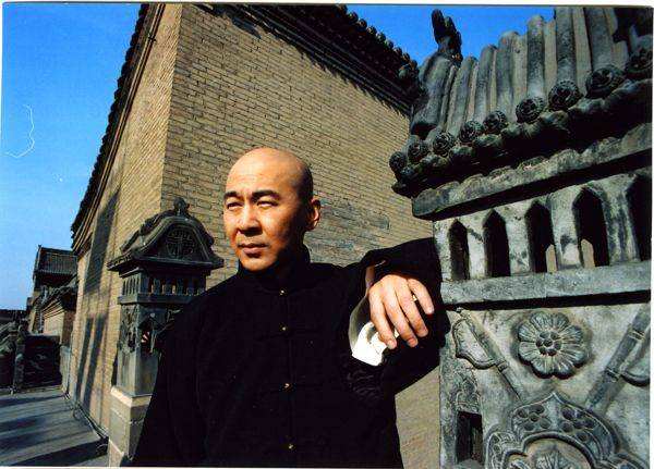 乔致庸后人现状如何?这3条家规里,藏着他们兴盛9代的原因