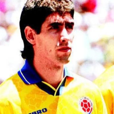 西甲埃莫森是哪里人（《足坛百家姓》之“埃”家军最佳阵容）