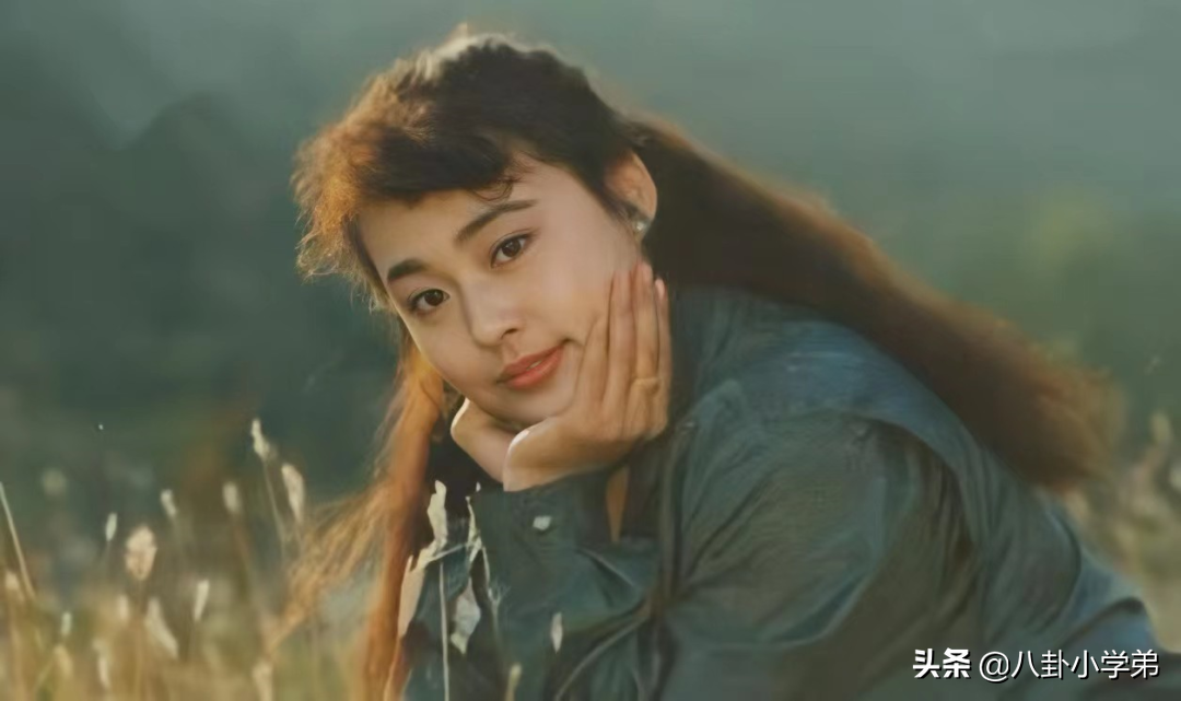 年轻时肤白貌美，如今只能演土气大妈，岁月这把“杀猪刀”太可怕