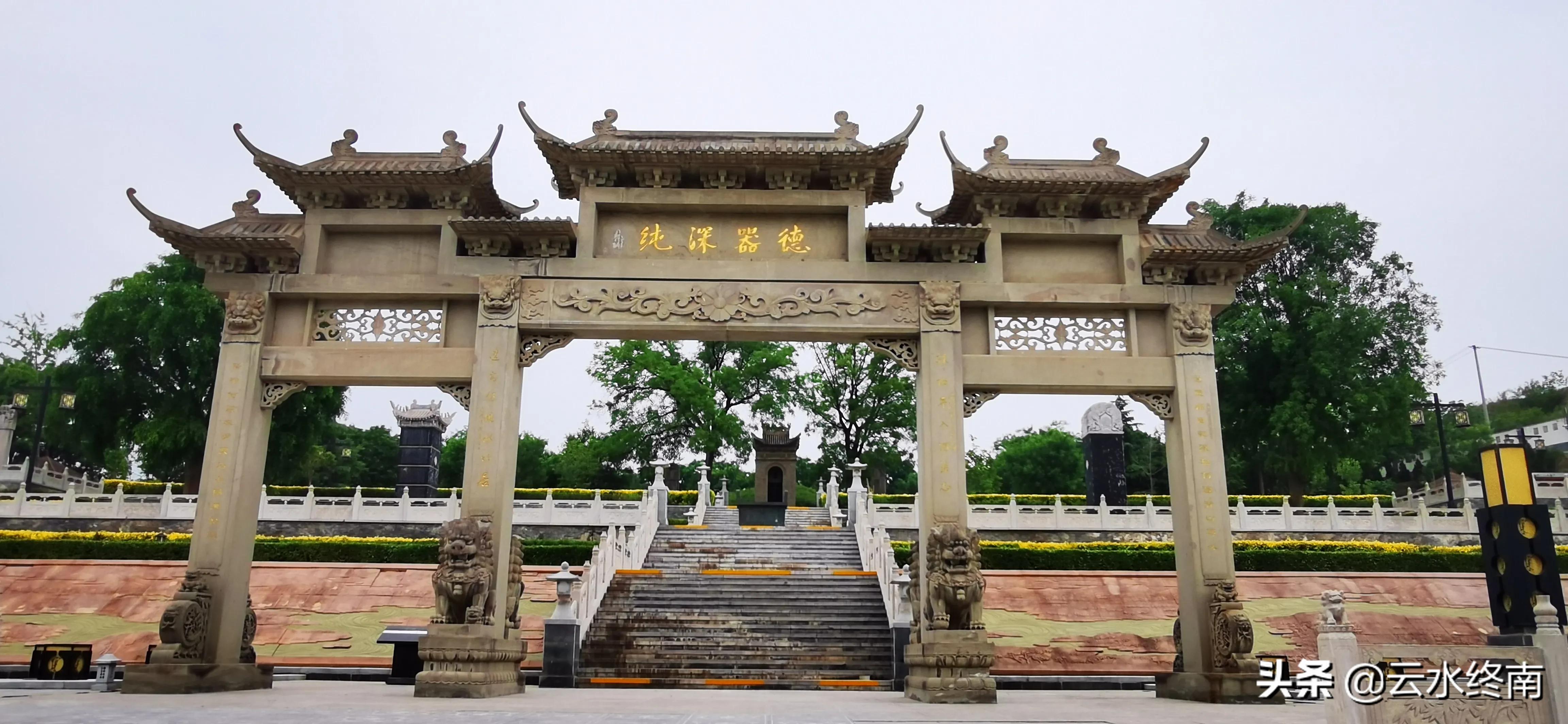 泽被百万人的水利之父，他没有做大官，蒋介石却赠送他母亲寿礼