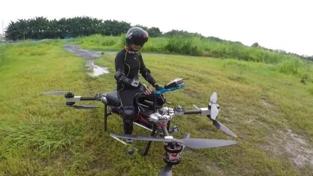 起底小鹏飞行汽车（一）——“草根网红”创始人赵德力