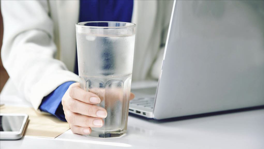 喝水喝太多會中毒嗎？