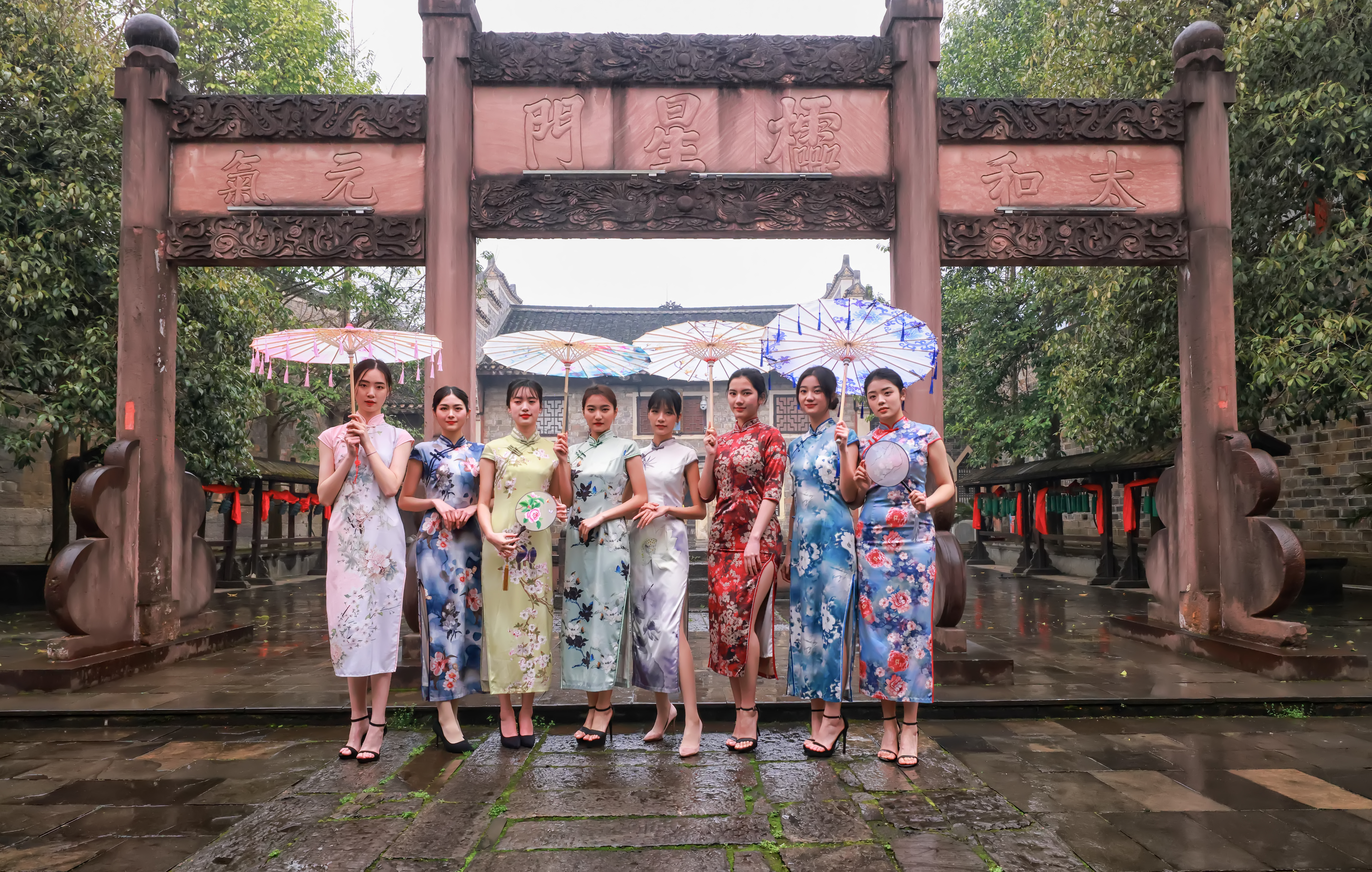 吉首文旅大手笔，世姐超模“文旅推荐团”吉首景区巡拍首秀收官