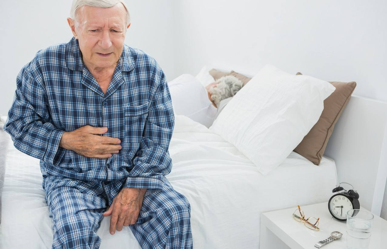 突发腹痛拉肚子竟是大肠憩室炎？如何和阑尾炎区分？如何预防？