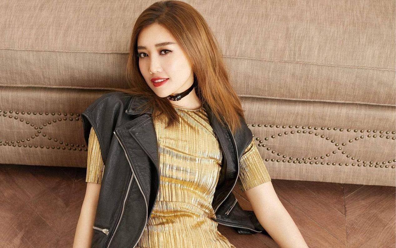 黄丽玲直播痛哭!自曝遭遇地铁色狼,大声呼喊后获救被赞勇敢