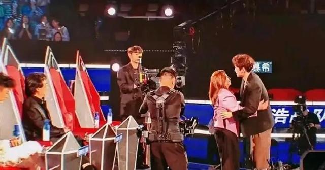 《好声音》录制照片流出，两位小导师现身，两人同时拥有复活权