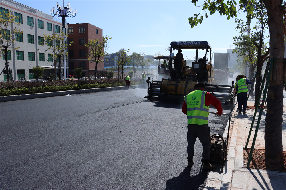 广东益宙交通实业有限公司50多个路面工程项目顺利完成施工节点