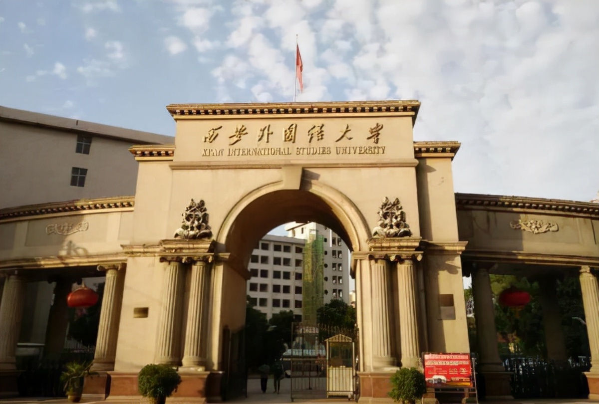 川大一男生女厕所偷拍，被开除学籍，10天内多所高校发生类似事件