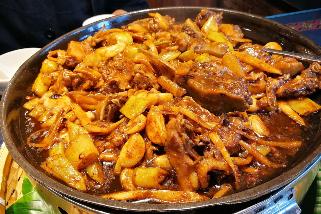 广东、广西有啥“硬菜”，这10道大菜不能放过，都是两广的好滋味