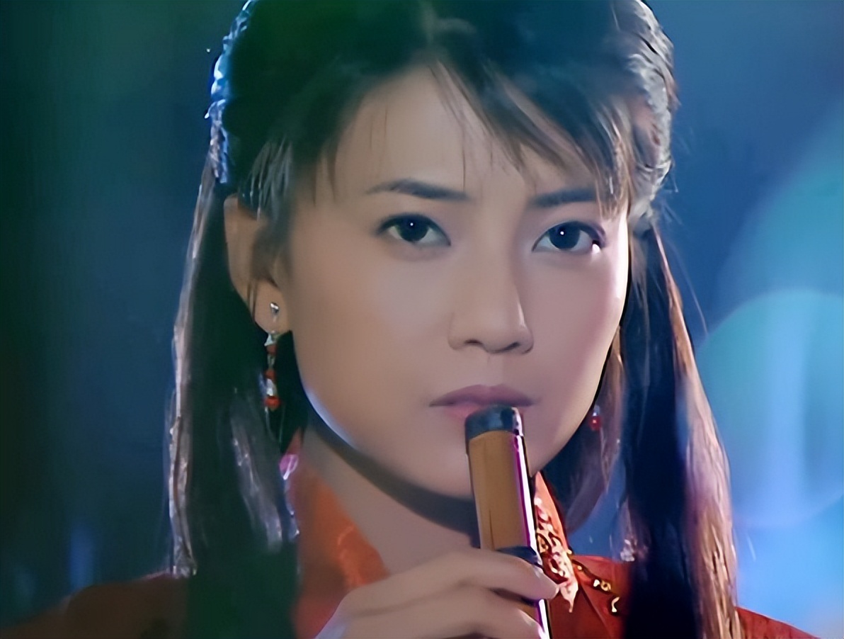 《天下第一》飘絮黑装白的人设那么带感，为啥人气这么低？