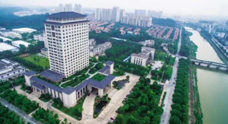 温氏集团：开了262家分公司，出了48位亿万富豪