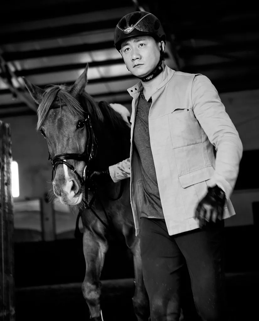 和刘烨拍床戏，迷倒吴京张涵予，这个男星凭什么能“男女通吃”？