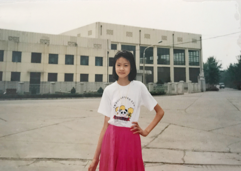 女排“第一美女”赵蕊蕊,退役后转身成著名科幻作家,41岁仍单身