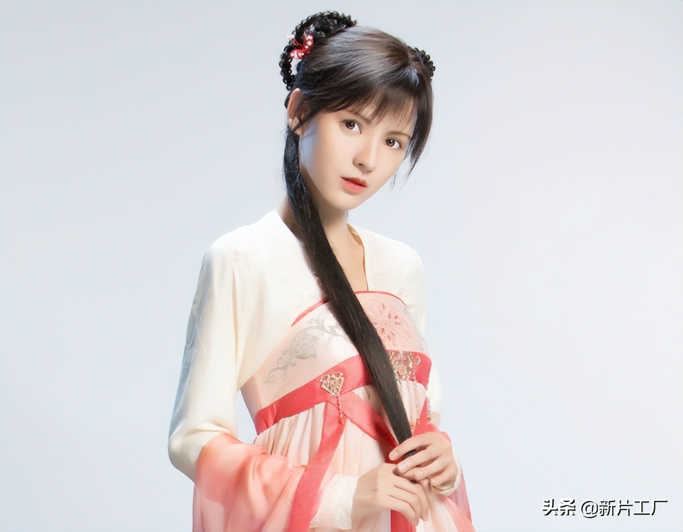 《琉璃》开机3年，“小银花”挑大梁演女主，新剧人设好像璇玑