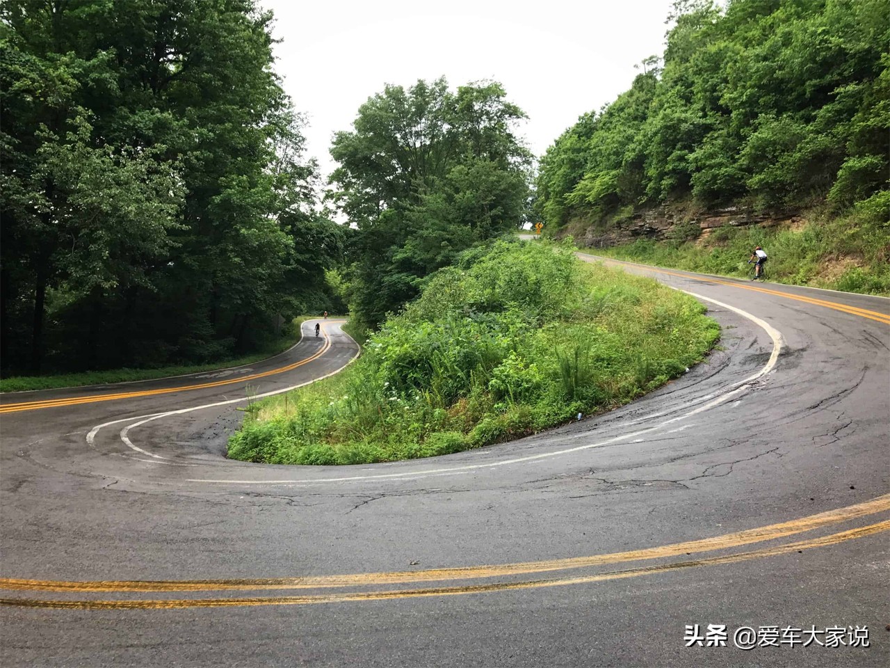 手动挡转弯，用几挡？车速多少？这篇文章写得够清楚