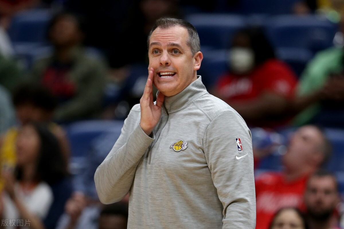 为什么nba湖人（从NBA夺冠热门到掉出西部前10，3点分析原因，湖人为何这么差劲）