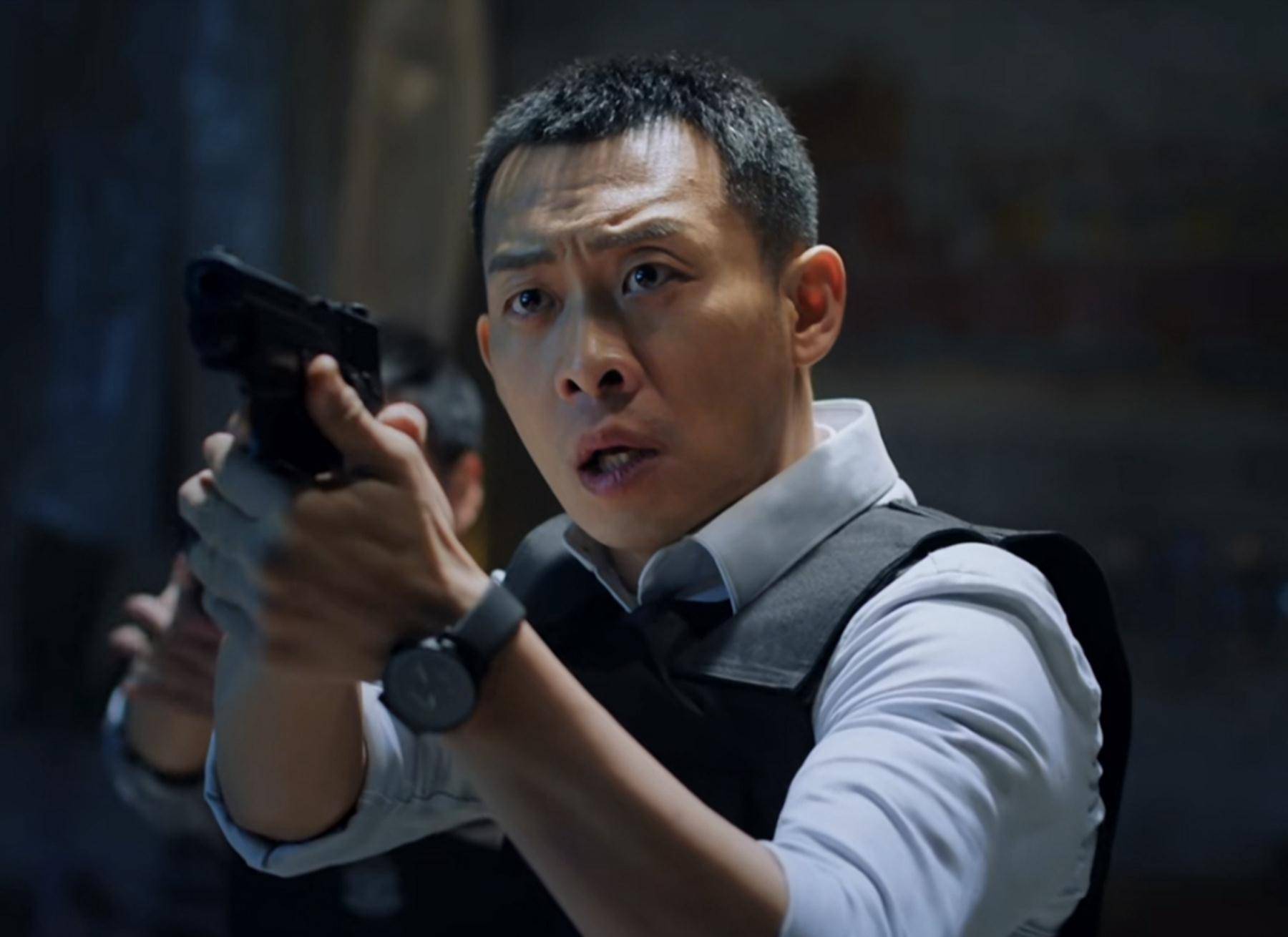 油头粉面就别演警察了,这7位男演员告诉你,什么才是真正的警魂