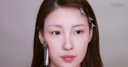 继白开水妆之后，鞠婧祎又有新的半永久造型了？