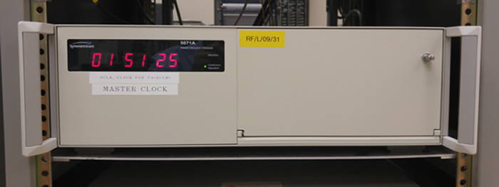 有关时间的诡异现象，爱因斯坦给出解释，每个人衰老的快慢不同