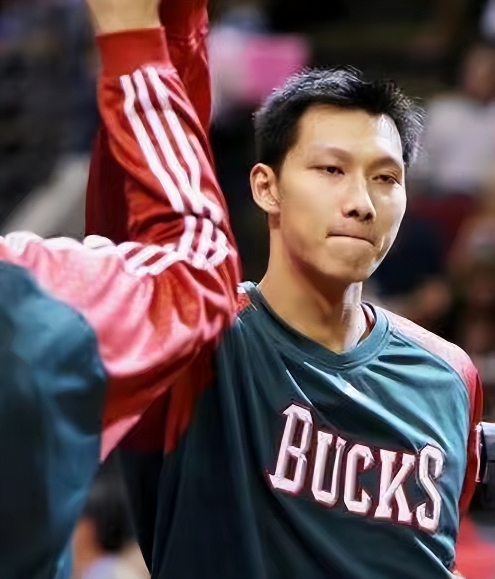 nba第三顺位有哪些人(易建联是07年第六顺位选秀，排在他前面的五人是谁？生涯高度如何)