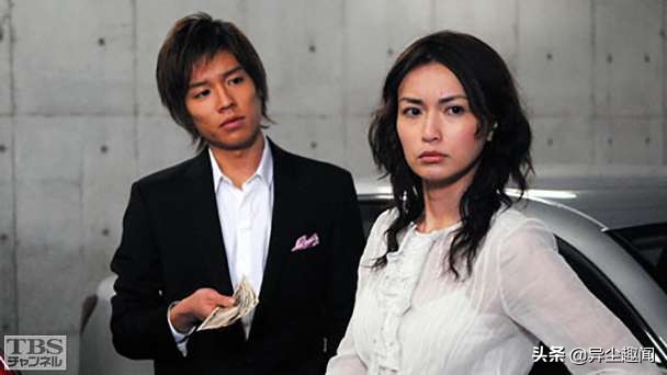 知道日本电视剧《金鱼之妻》的长谷川京子，电影作品的介绍，出道多年人气不减