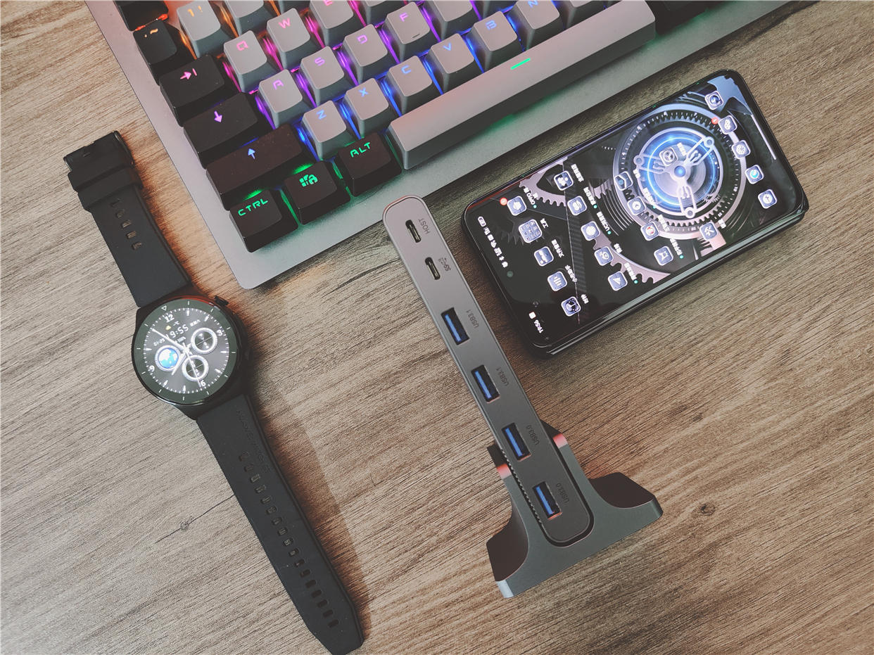 AENZR十二合一扩展坞开箱实测，办公生产力直线飙升