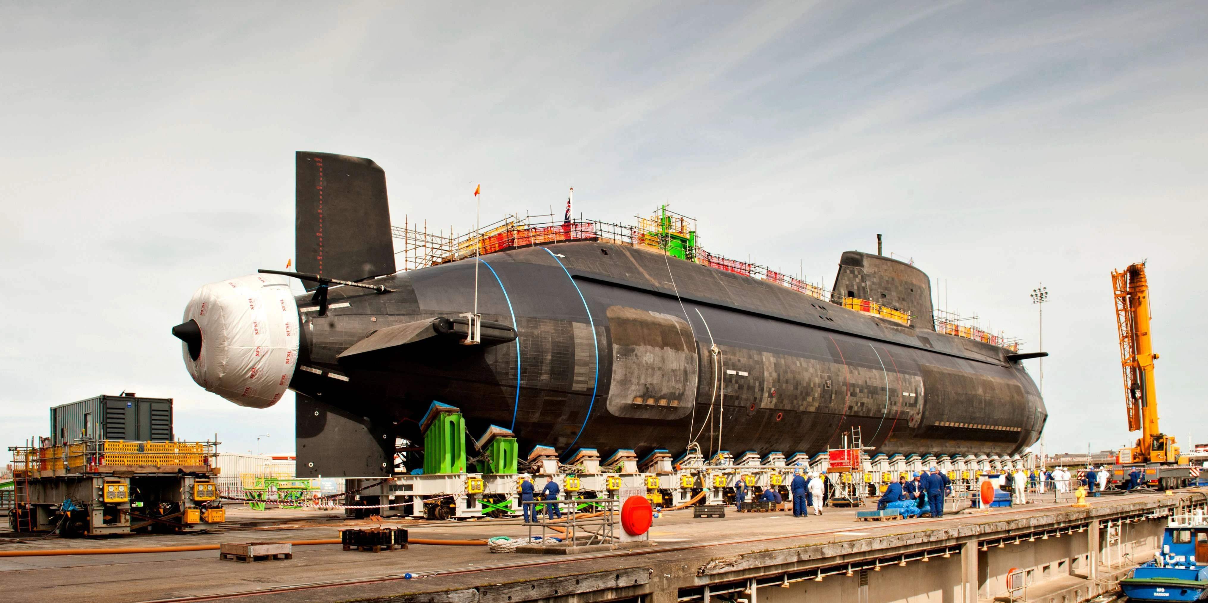 英国E级潜艇图片