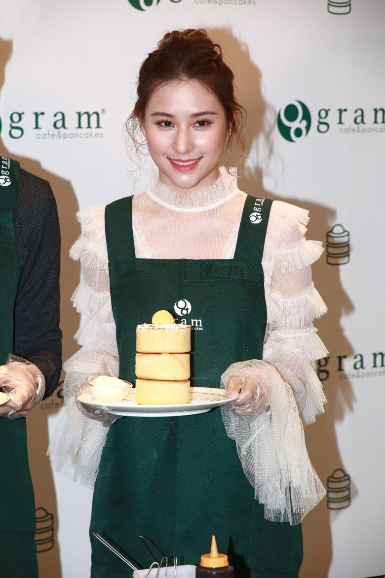 从谈恋爱到结婚,再看窦骁的现状,才知道何超莲为何这般死心塌地