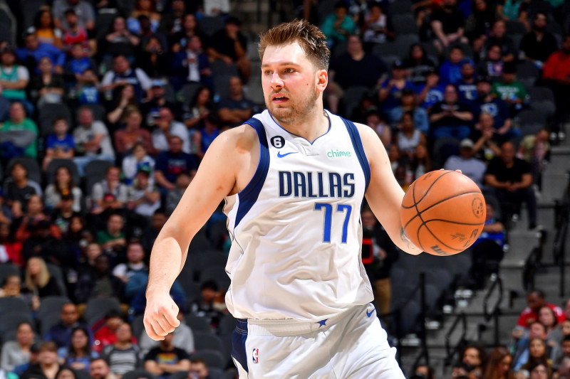 nba交易截止日2022直播（在2023年NBA交易截止日，每支球队都应该解决的一件事）