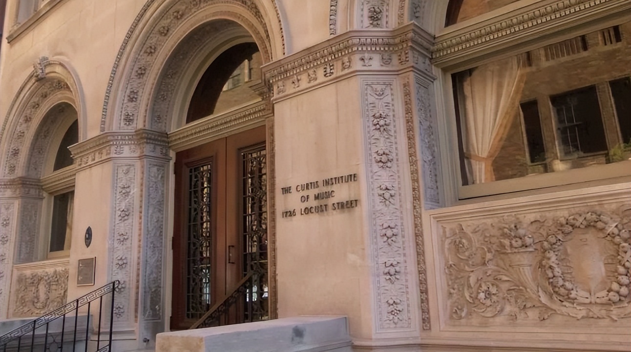 戴玉强：30岁娶初恋女友，51岁开始创业名利双收，今女儿成他骄傲