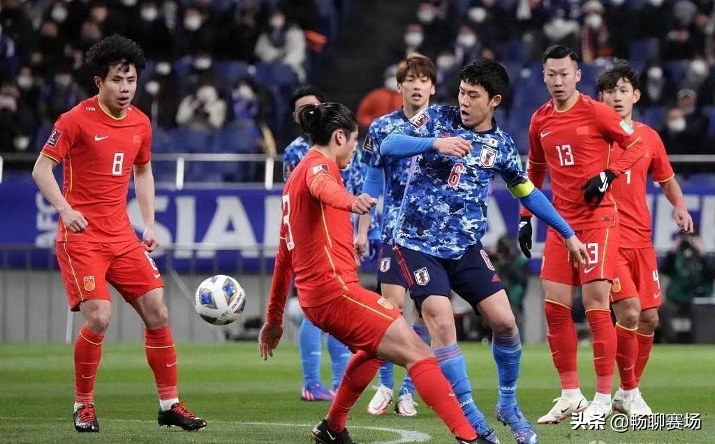 中国足球vs日本足球图片