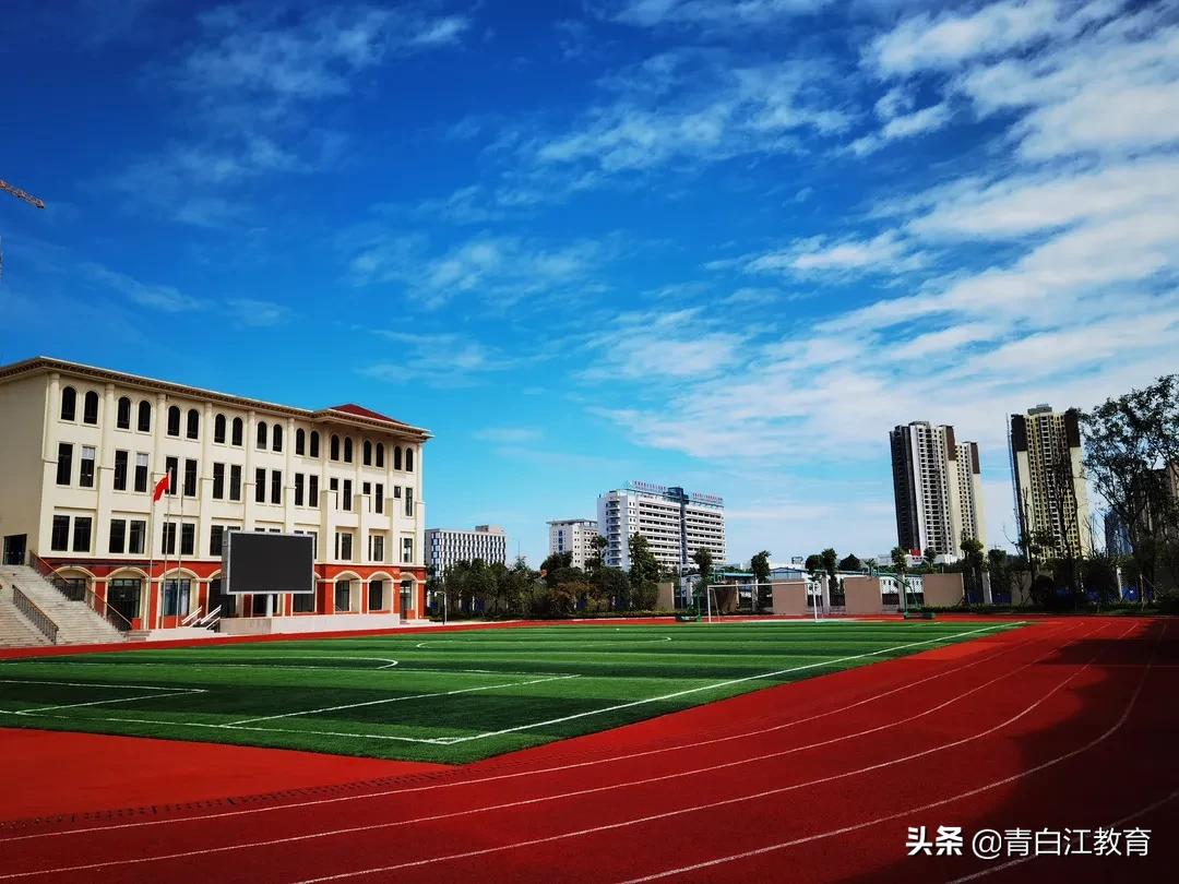 秋冬美图来袭① | 为你喜欢的校园美景投票吧