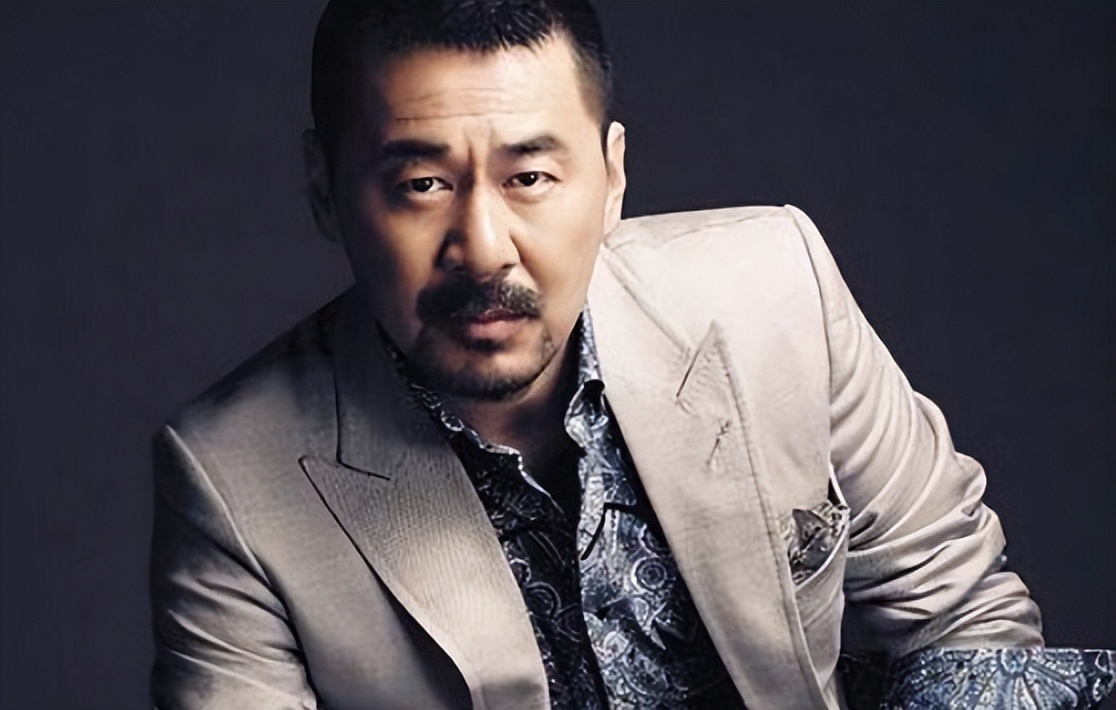 陈建斌做梦也没想到,因为一个角色,他会被观众做成各种的表情包,还被