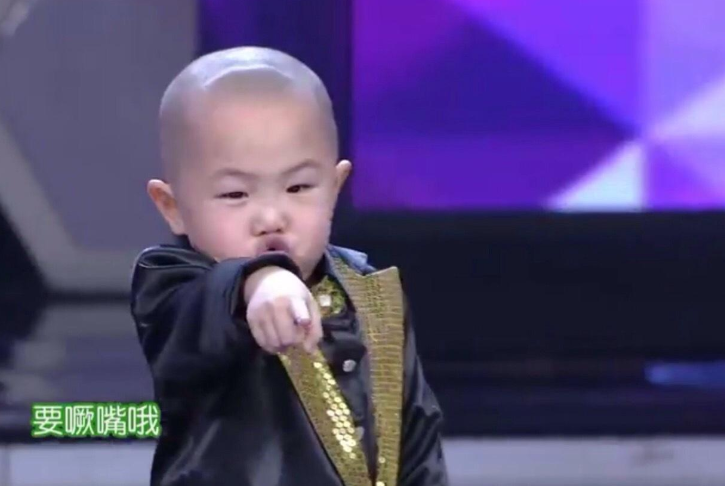 再到总决赛,张峻豪一路过关斩将,最终拿到了第四名的好成绩