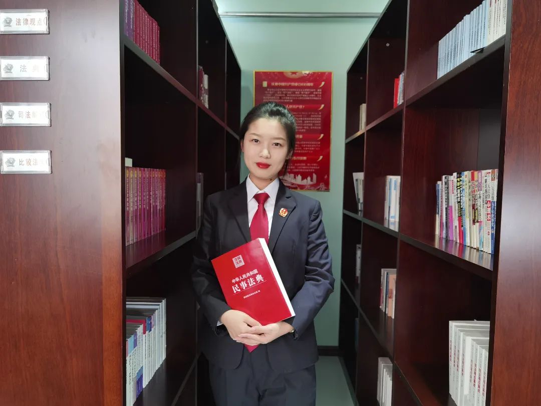 辉南县人民法院祝全体女干警女神节快乐