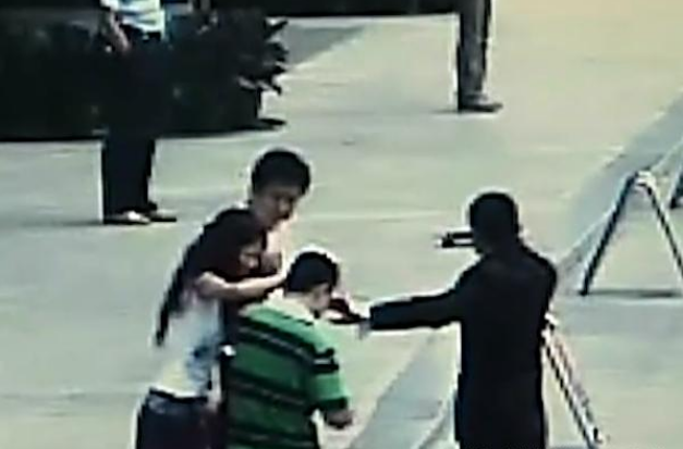 孕妇被打,孕妇被打了报警后怎么处理