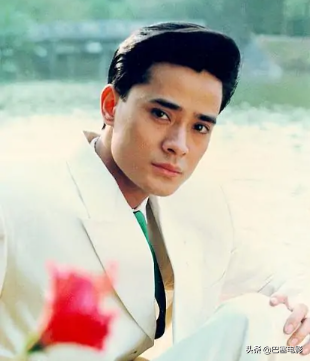 看30年央视青歌赛风云，有人英年早逝，有人再攀高峰，命运各不同