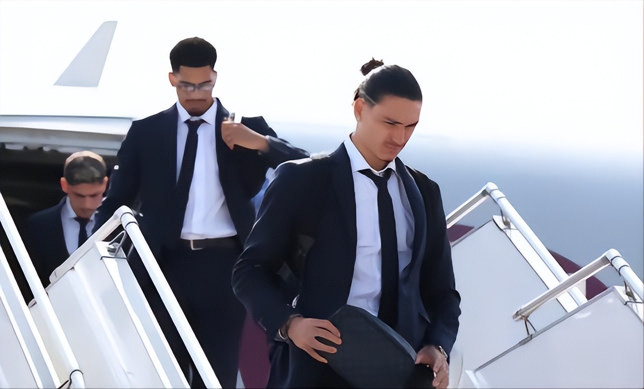 摩洛哥世界杯西装照（盘点世界杯各国球员帅照，哪支队伍的穿搭风格你更钟意？）