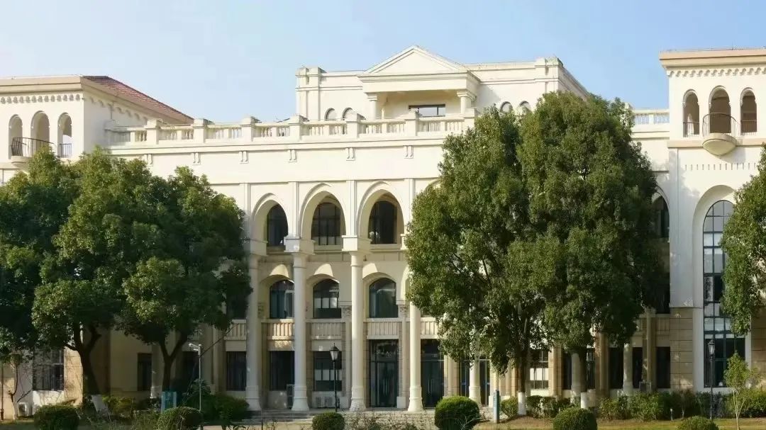 【速看汇总】上海外国语大学2022年招生专业全纪录！