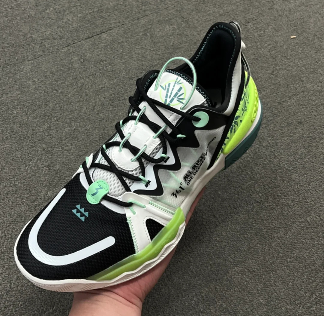 匹克和361篮球鞋哪个好（国产新品！匹克帕克4代回归，361度新鞋好帅，特步抄袭李宁驭帅？）