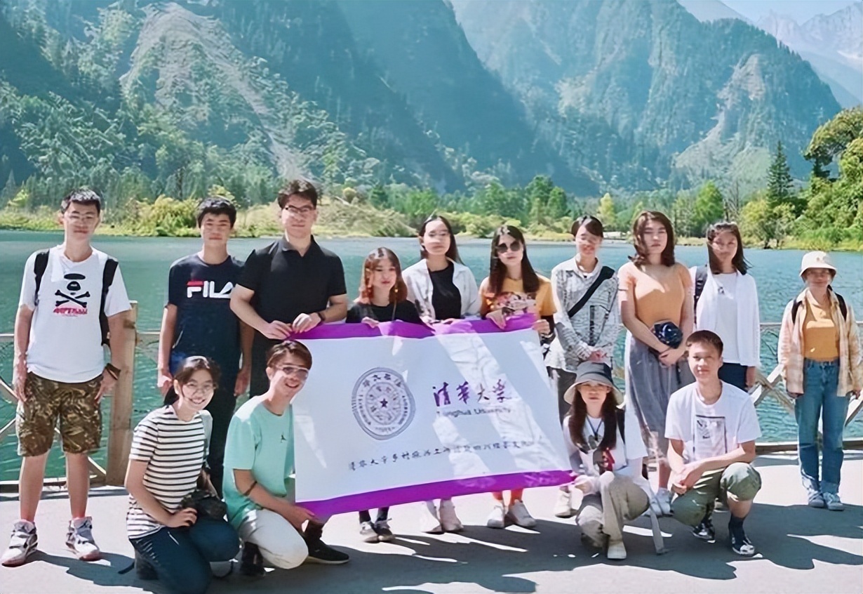 清华“学生年度人物”，奥运冠军杨倩排第八，前三名各有各的优秀