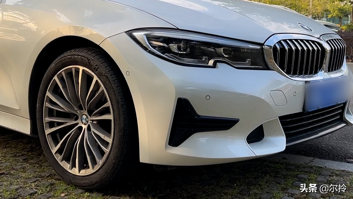 汽車有劃痕自助補漆到底靠譜嗎？如果噴壞了怎么辦？