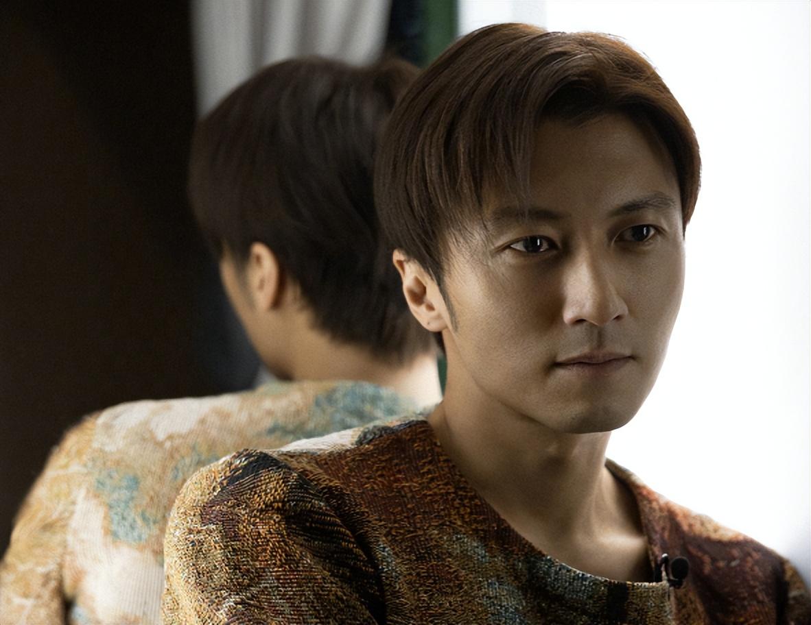 谢霆锋几岁(王非大谢霆锋几岁)-麦斯财经