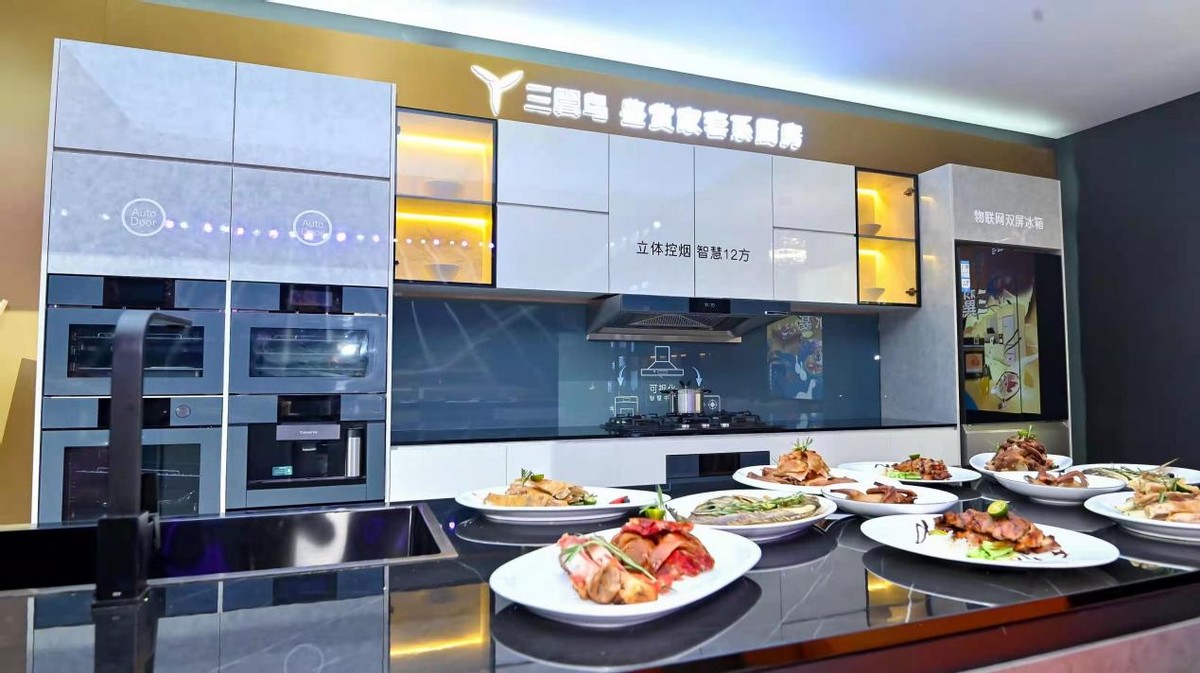 預(yù)定年夜飯？找海爾食聯(lián)網(wǎng)阿爾法魚(yú)