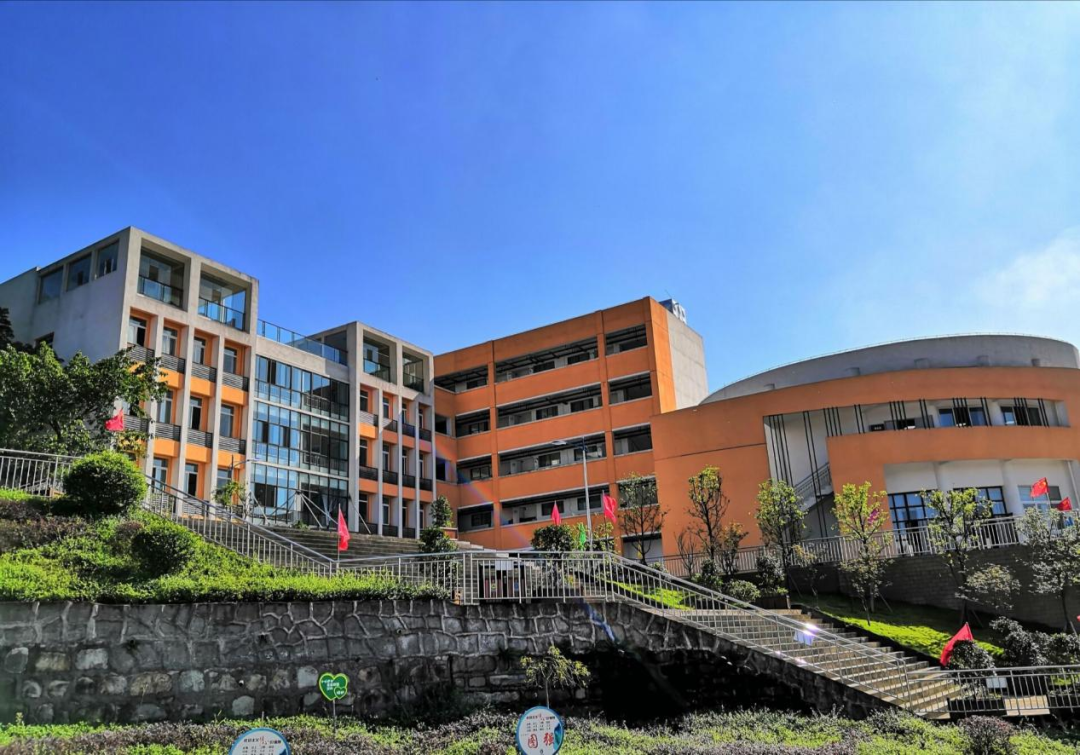 育全面品格 促人生发展——宜宾市翠屏区顺南学校简介