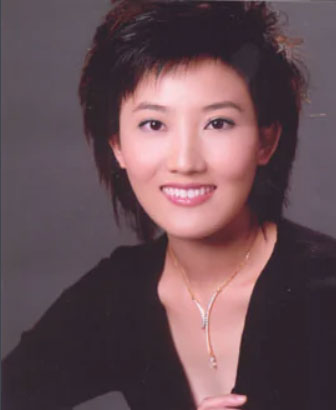 央视“名嘴夫妻”：鲁健与郑天亮分居的苦乐年华，风光背后有心酸